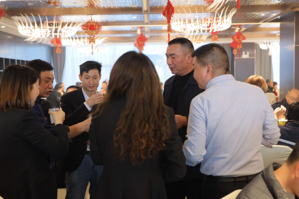 湖南力民电梯有限公司,邵阳电梯销售,邵阳电梯安装,湖南电梯维修,自动扶梯,自动人行梯