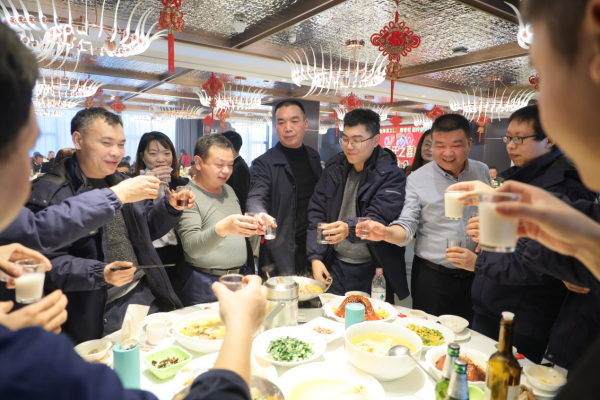 湖南力民电梯有限公司,邵阳电梯销售,邵阳电梯安装,湖南电梯维修,自动扶梯,自动人行梯