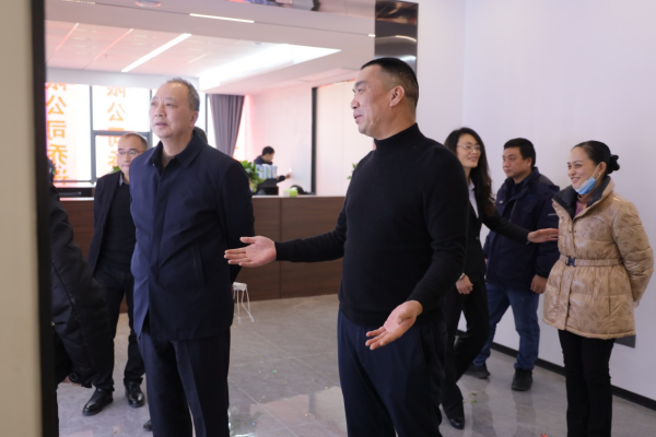 湖南力民电梯有限公司,邵阳电梯销售,邵阳电梯安装,湖南电梯维修,自动扶梯,自动人行梯